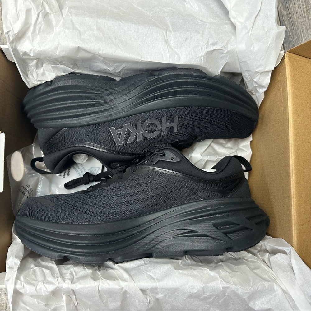 Brand new Hoka Bondi women's running shoes size 9 unworn
